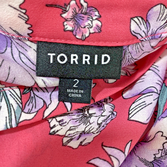 Torrid Plus Size Short Sleeve Tunic Top Blouse 18/20 Pink Floral Sheer Relaxed - Picture 5 of 8